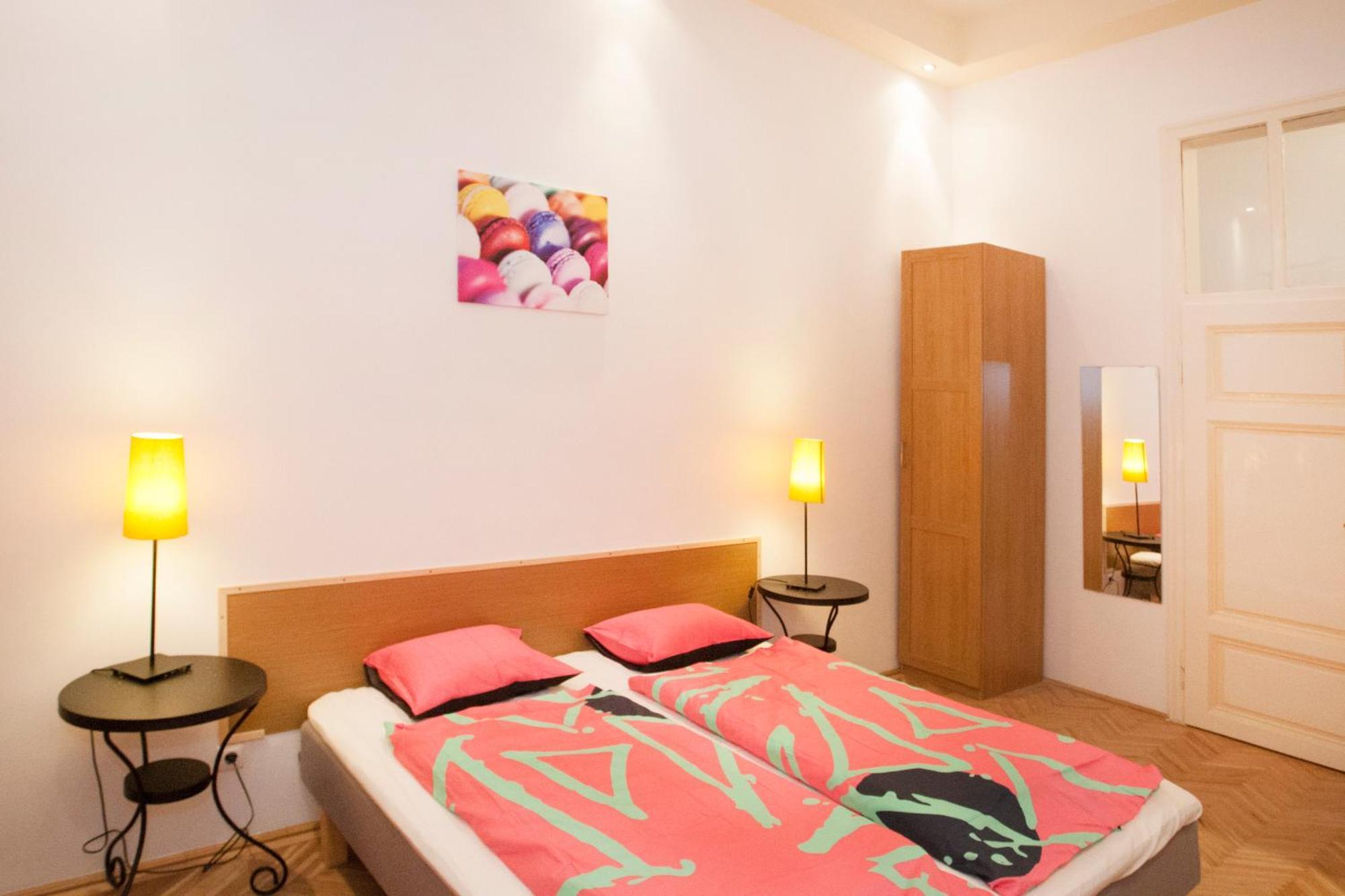 Апартаменты Carolyn Apartman In The Old City Будапешт Экстерьер фото
