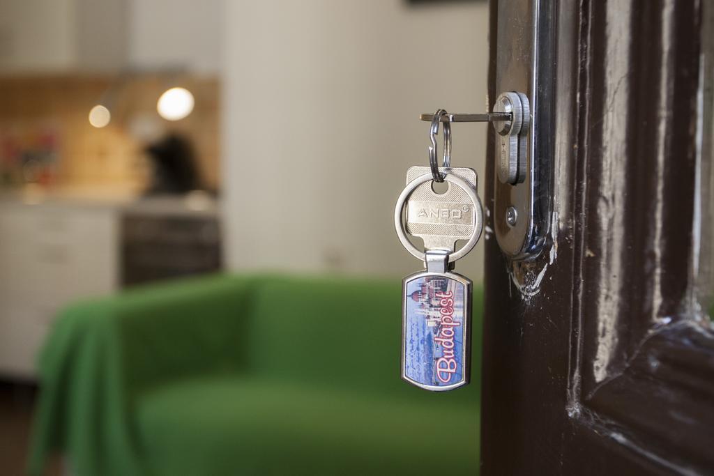 Апартаменты Carolyn Apartman In The Old City Будапешт Экстерьер фото